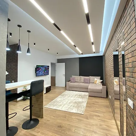 Spacious Modern Ultracentral Apartment
