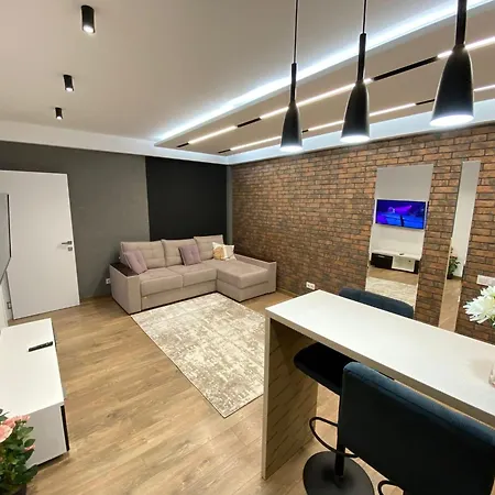 Spacious Modern Ultracentral Apartment